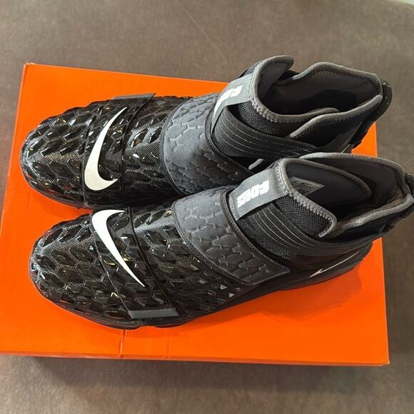 Nike Force Savage Elite 2 Shark Football Cleats Size 18 NEW main image 9
